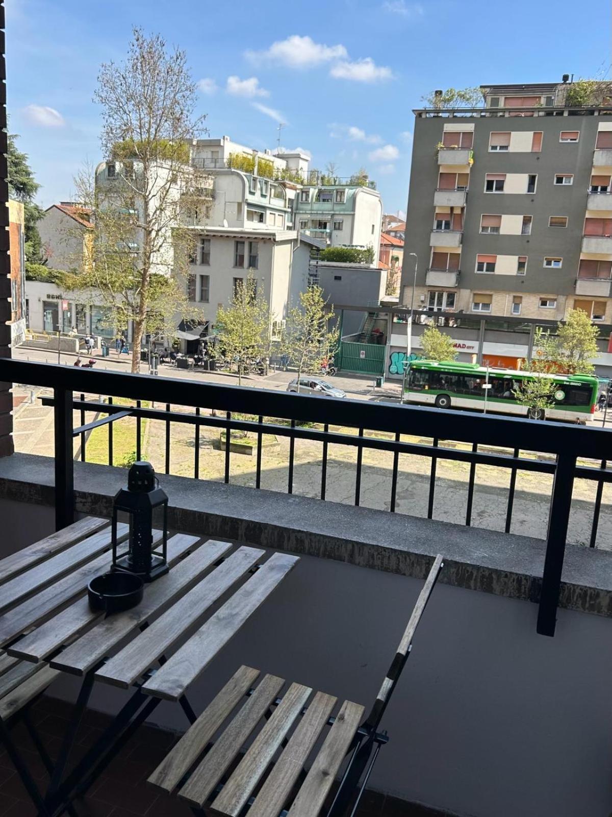 Modern Apartments Mm3 Afforifn Only 15 Min From Duomo Милан Экстерьер фото